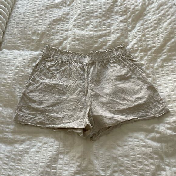 Linen Shorts - Picture 1 of 5
